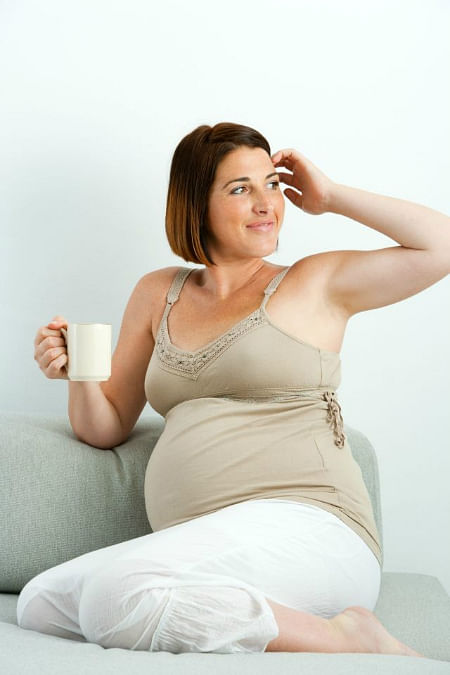 Higher caffeine intake prolongs pregnancy